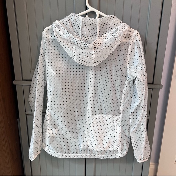 Nike Women’s lightweight water resistant hooded running jacket - Picture 5 of 12